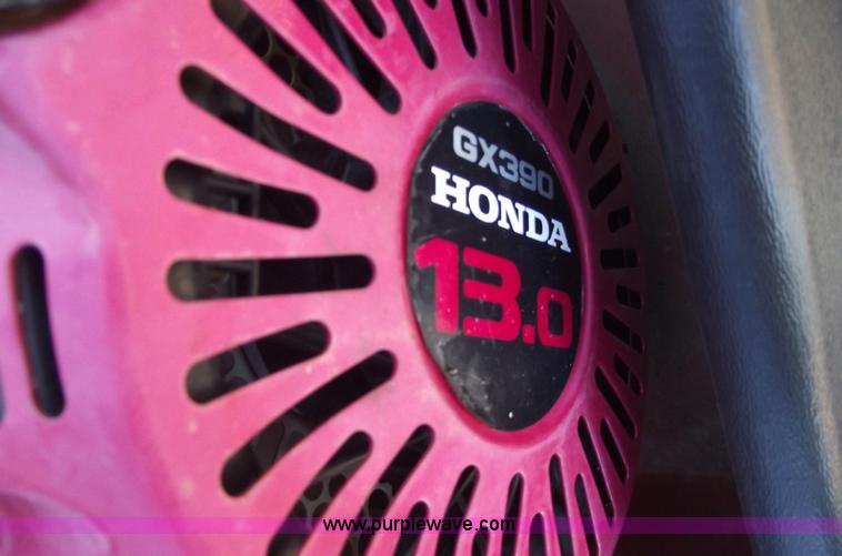 image for item 5486 2004 Ditch Witch 1230 trencher