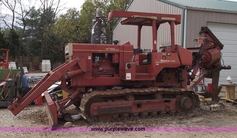 image for item 5487 Ditch Witch HT100-P vibratory plow with tracks