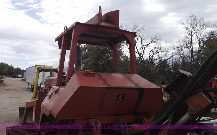 image for item 5487 Ditch Witch HT100-P vibratory plow with tracks