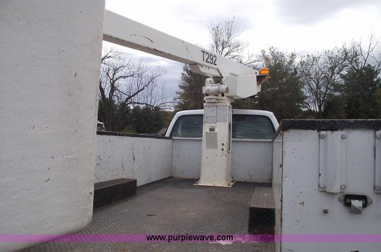 image for item 5488 1999 Ford F450 utility bucket truck