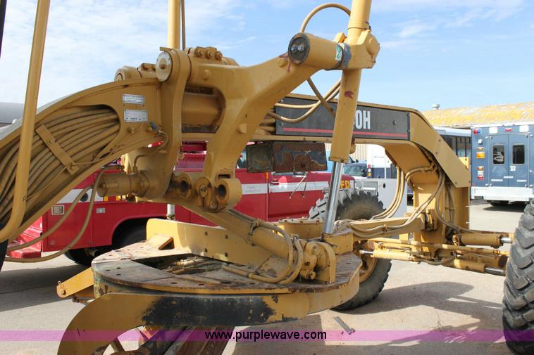image for item 6194 1995 Caterpillar 140H motor grader