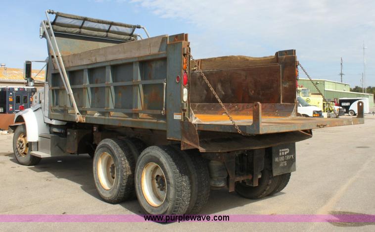 image for item 6195 2004 Peterbilt 330 tandem axle dump truck