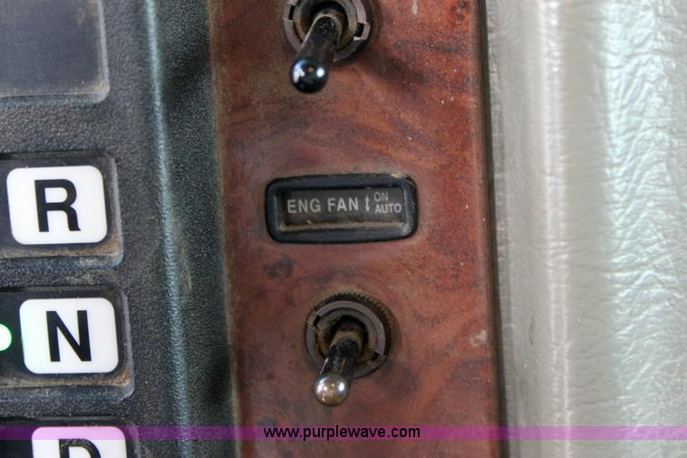 image for item 6195 2004 Peterbilt 330 tandem axle dump truck