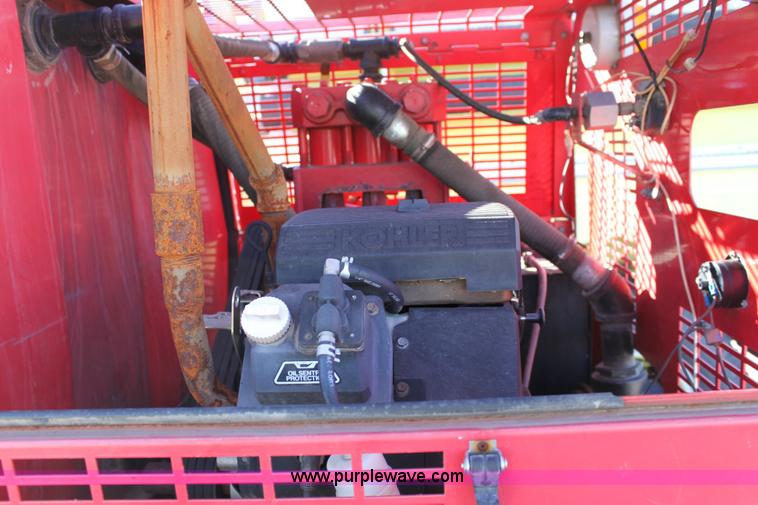 image for item 6256 2000 Chevrolet K3500 flat-bed pickup