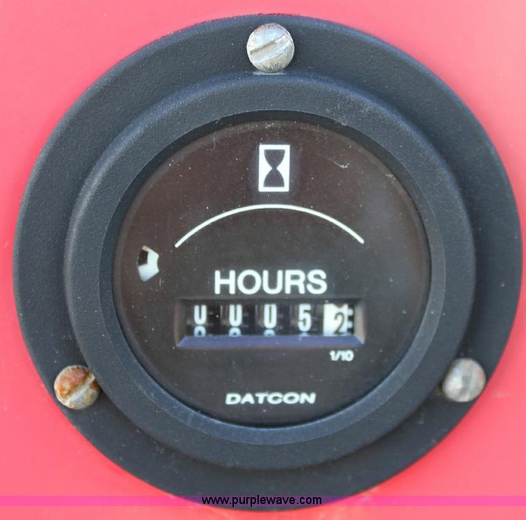 image for item 6256 2000 Chevrolet K3500 flat-bed pickup