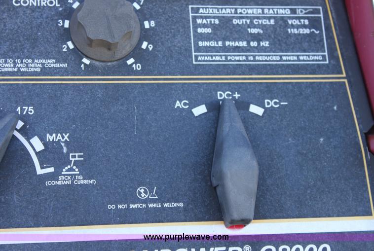 image for item 6258 1996 Ford F250 flat-bed pickup