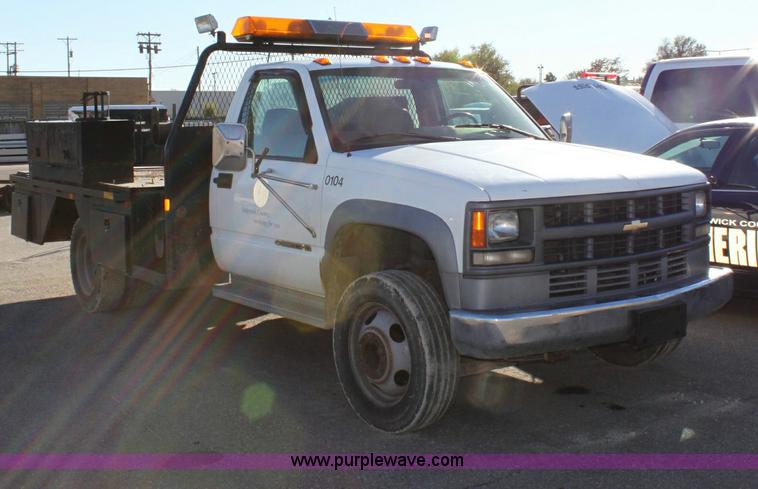 image for item 6259 1995 Chevrolet C3500-HD flat bed pickup