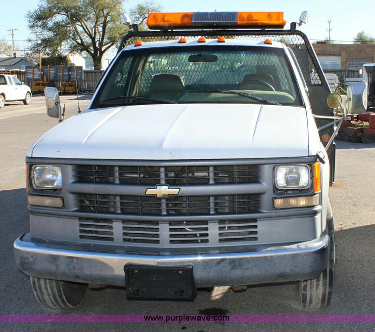 image for item 6259 1995 Chevrolet C3500-HD flat bed pickup