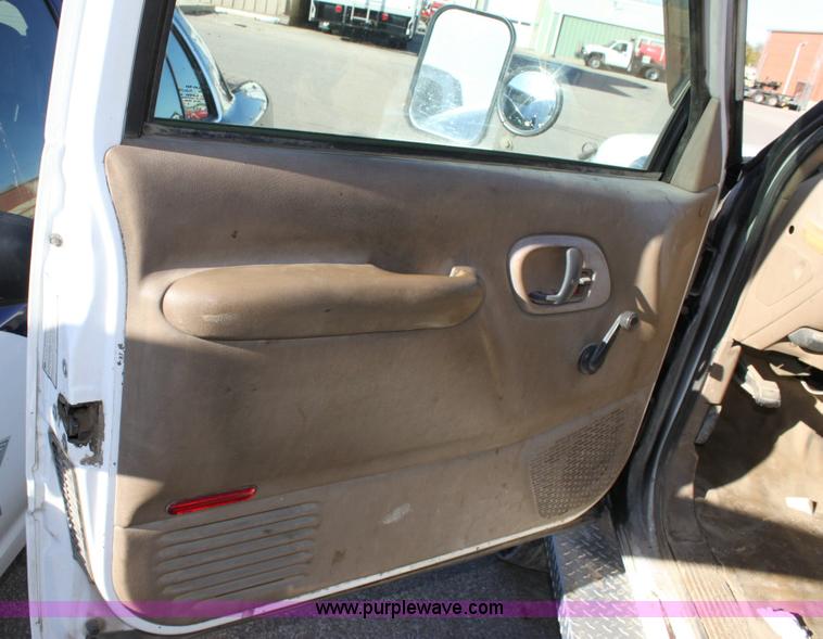 image for item 6259 1995 Chevrolet C3500-HD flat bed pickup