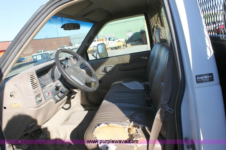 image for item 6259 1995 Chevrolet C3500-HD flat bed pickup