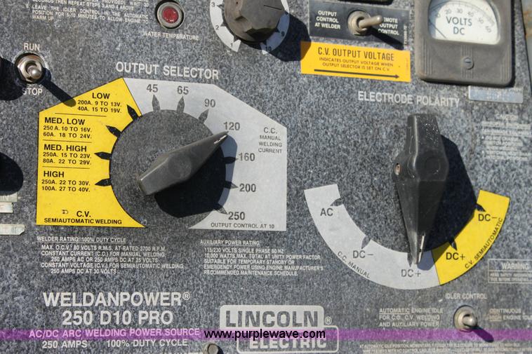 image for item 6259 1995 Chevrolet C3500-HD flat bed pickup