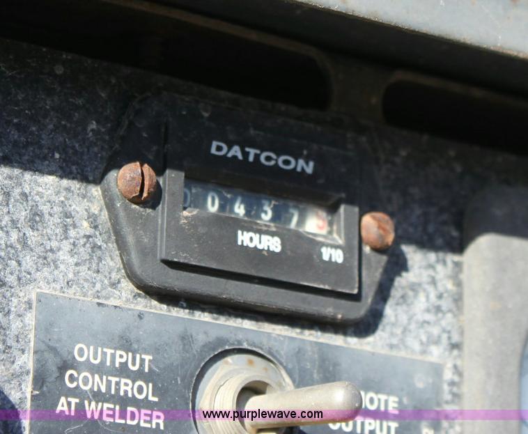 image for item 6259 1995 Chevrolet C3500-HD flat bed pickup