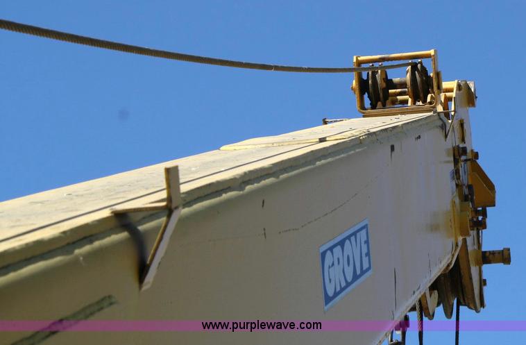 image for item 6518 Grove RT60S crane