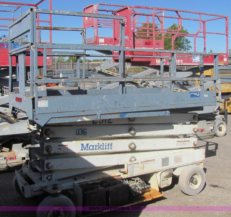 image for item 6568 Mark Lift CH26NEP scissor lift