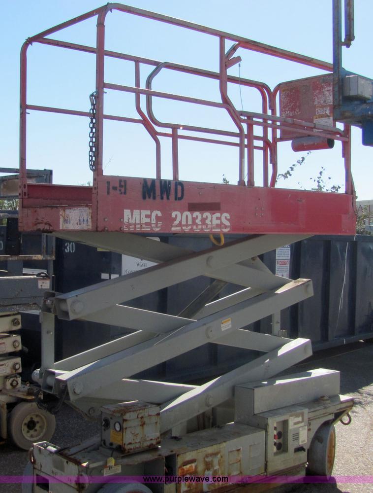 image for item 6578 1997 Mec 2033ES scissor lift
