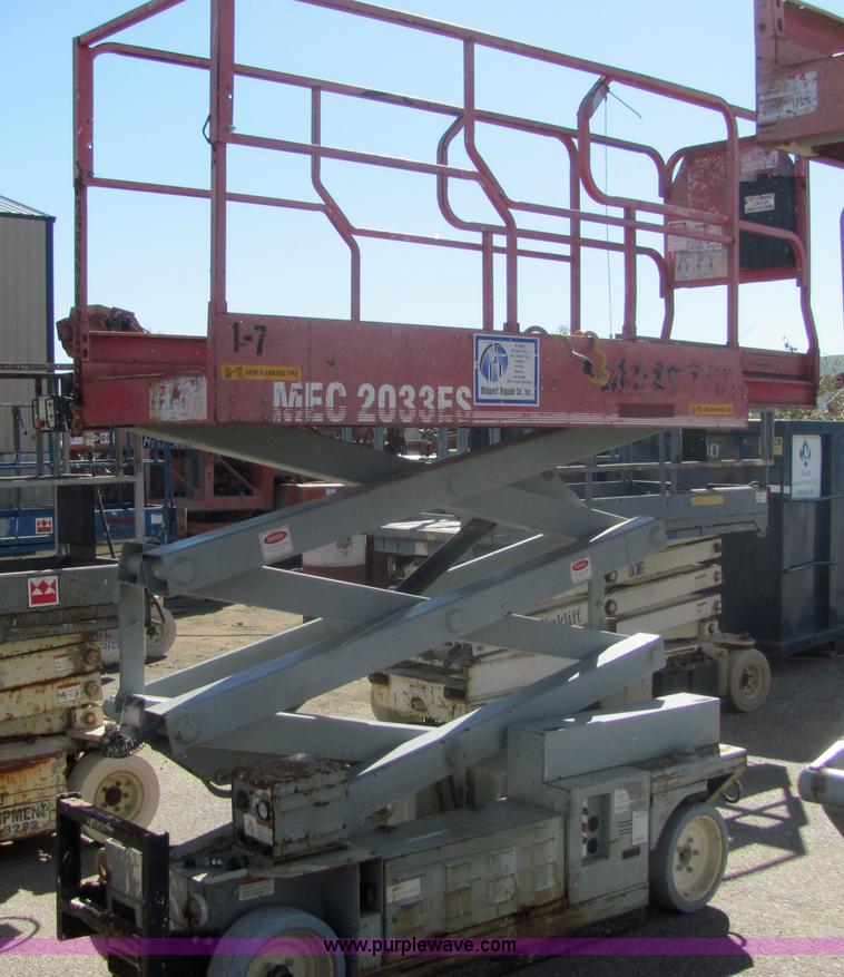 image for item 6579 1998 Mec 2033ES scissor lift