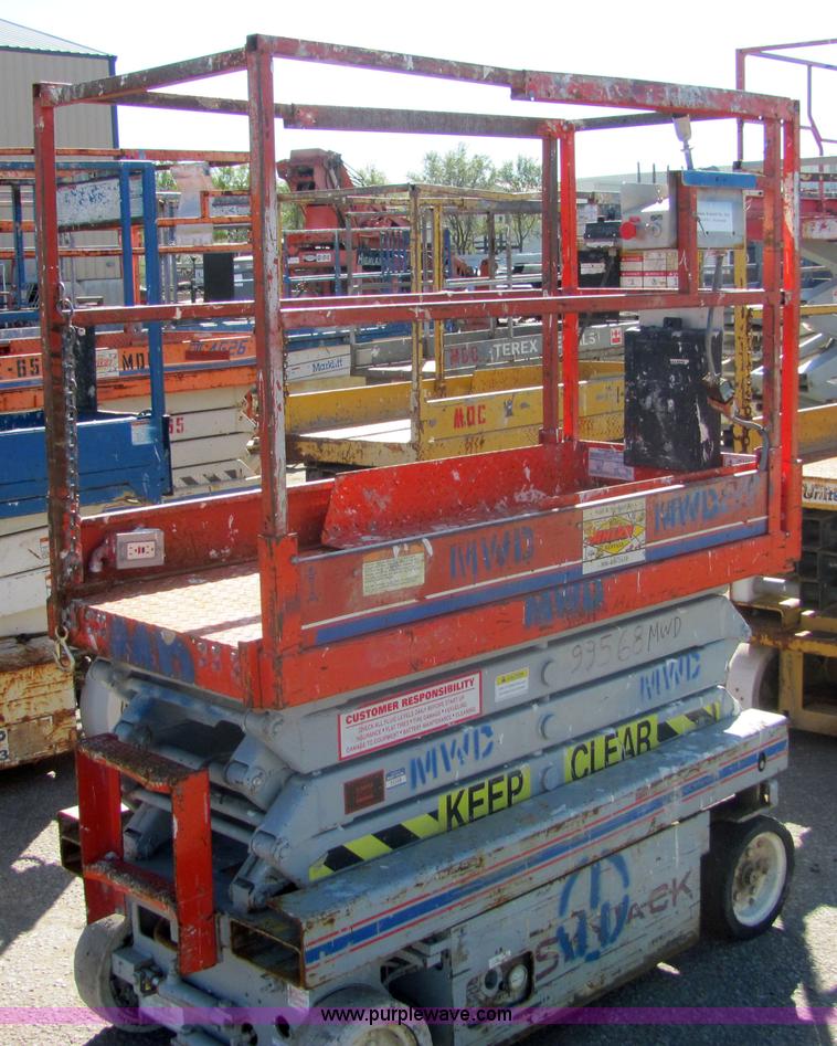 image for item 6582 Skyjack SJM3219 scissorlift