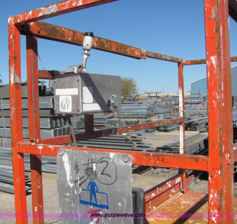 image for item 6582 Skyjack SJM3219 scissorlift