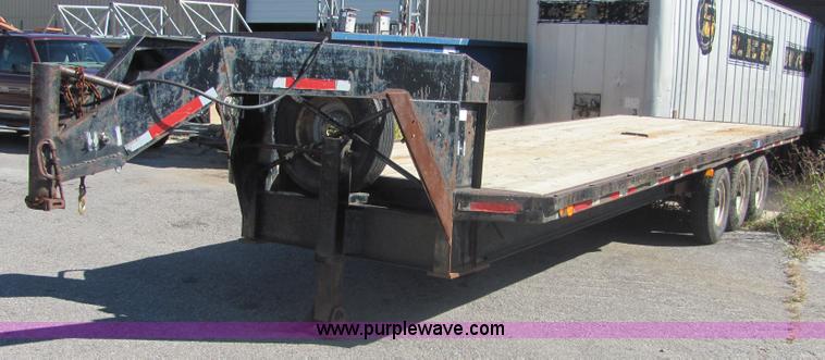 image for item 6588 1970 Hercules 24 gooseneck trailer
