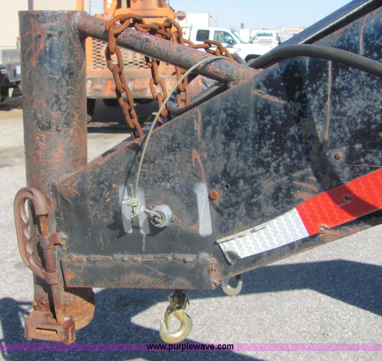 image for item 6588 1970 Hercules 24 gooseneck trailer