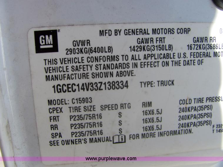 image for item 6589 2003 Chevrolet C1500 Silverado pickup truck