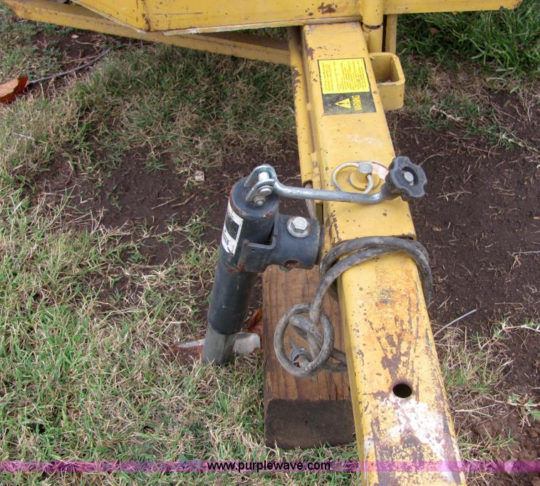 image for item 6645 Vermeer 1250 chipper