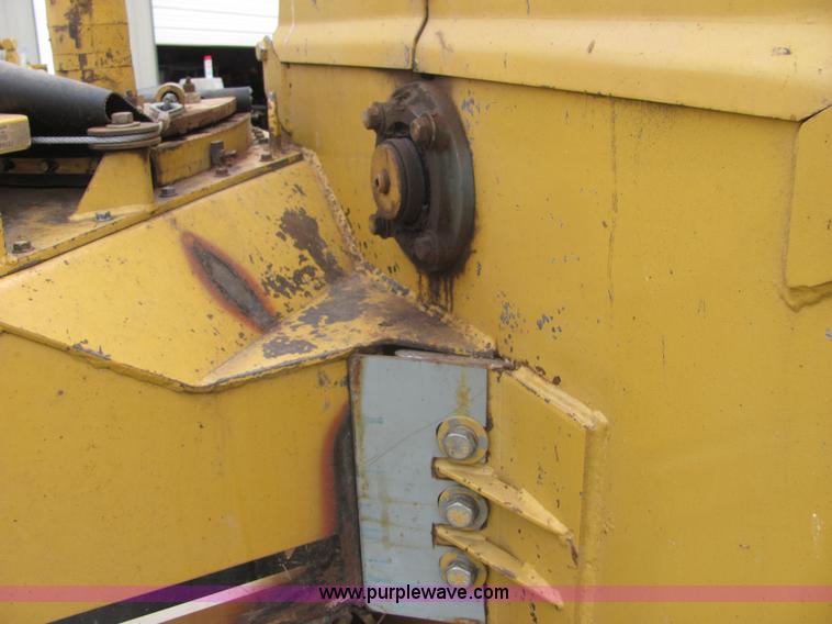 image for item 6645 Vermeer 1250 chipper
