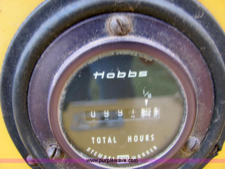 image for item 6645 Vermeer 1250 chipper