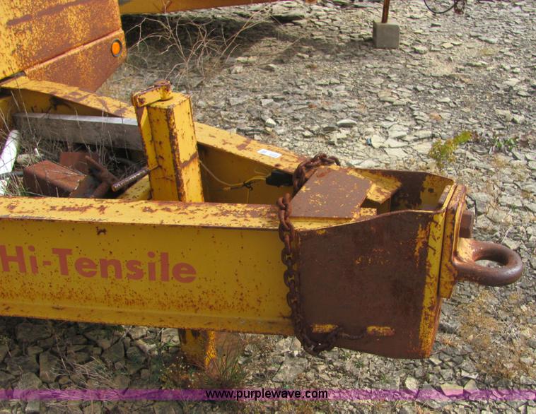 image for item 6666 1985 Eager Beaver 12TXT tilt-deck trailer