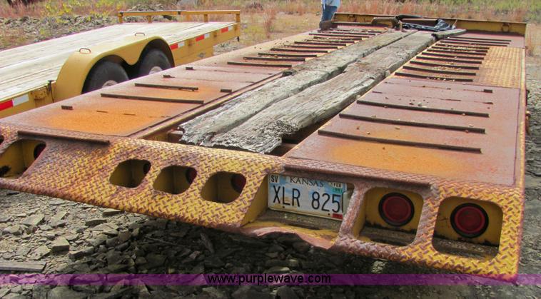 image for item 6666 1985 Eager Beaver 12TXT tilt-deck trailer