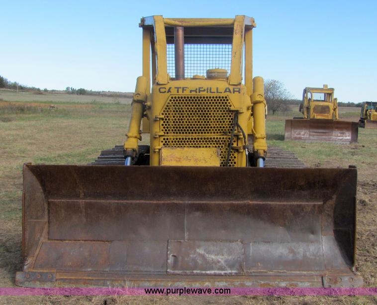 image for item 6667 1968 Caterpillar D6C dozer