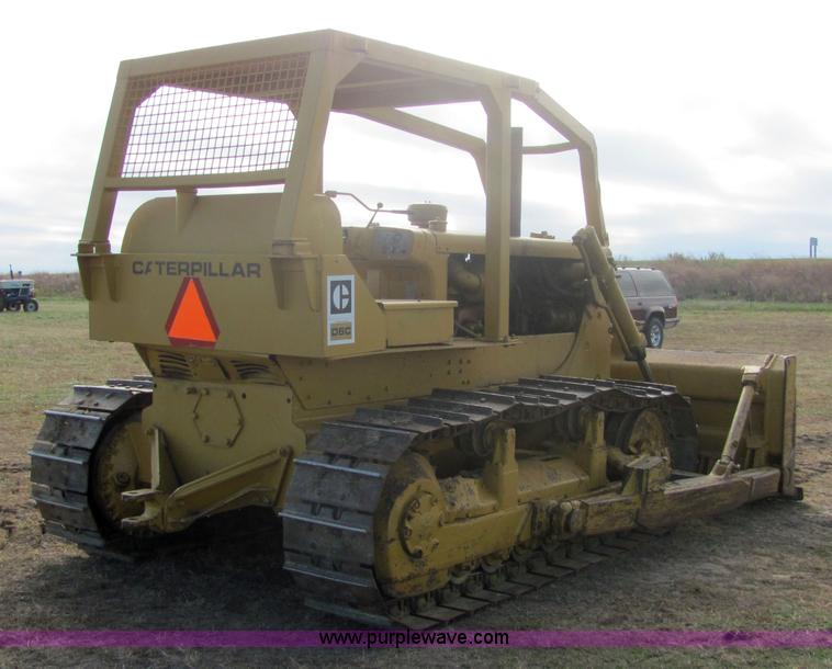 image for item 6667 1968 Caterpillar D6C dozer
