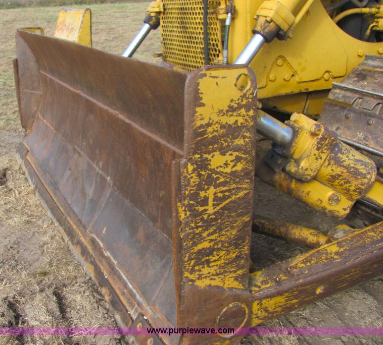 image for item 6667 1968 Caterpillar D6C dozer