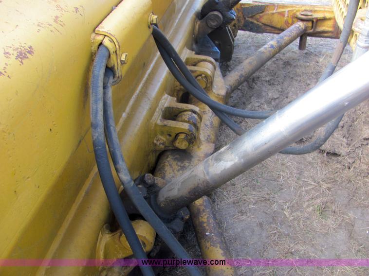 image for item 6667 1968 Caterpillar D6C dozer