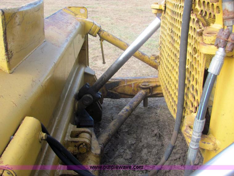 image for item 6667 1968 Caterpillar D6C dozer