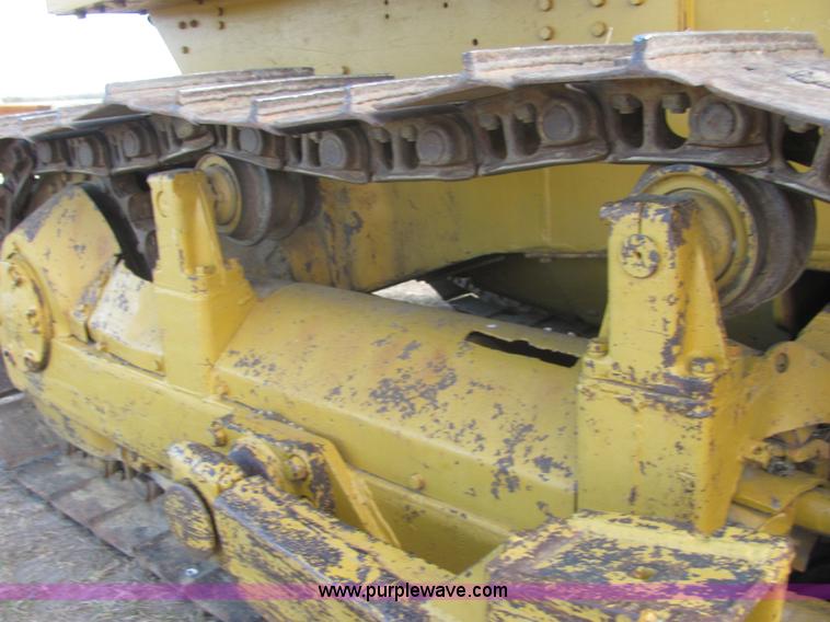 image for item 6667 1968 Caterpillar D6C dozer