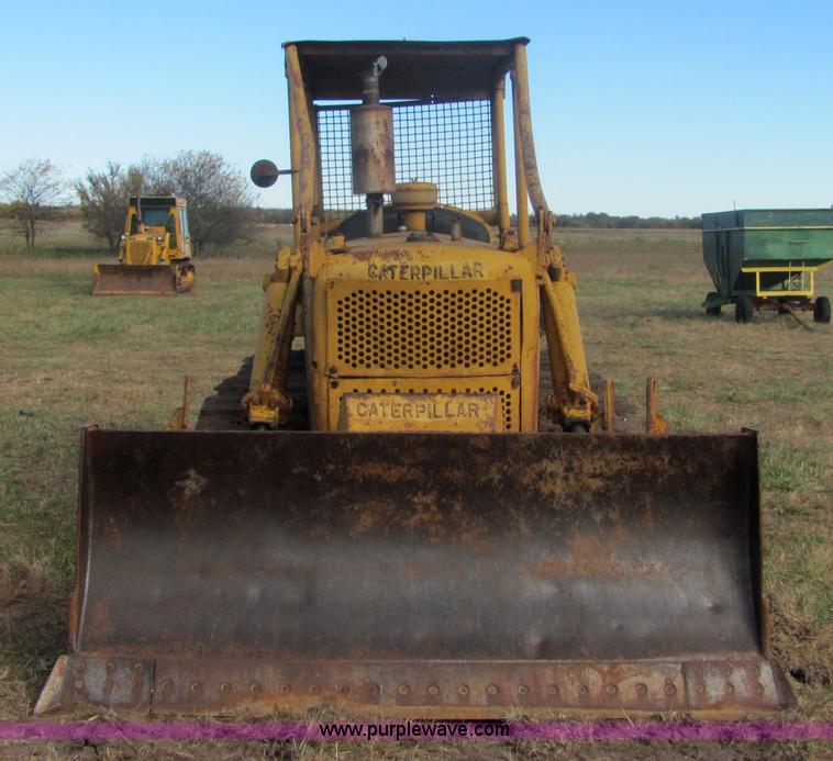 image for item 6668 Caterpillar D6 8U dozer