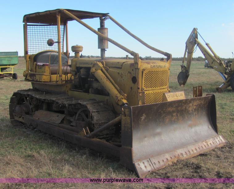 image for item 6668 Caterpillar D6 8U dozer