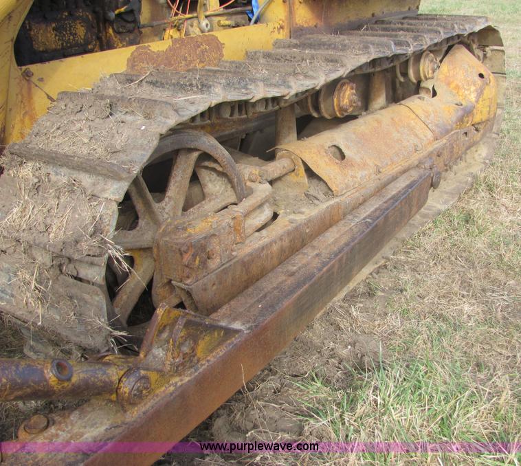image for item 6668 Caterpillar D6 8U dozer