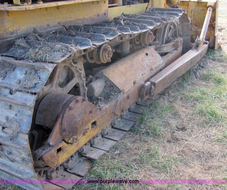 image for item 6668 Caterpillar D6 8U dozer