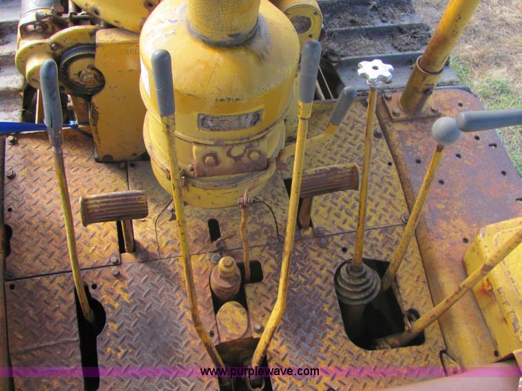 image for item 6668 Caterpillar D6 8U dozer