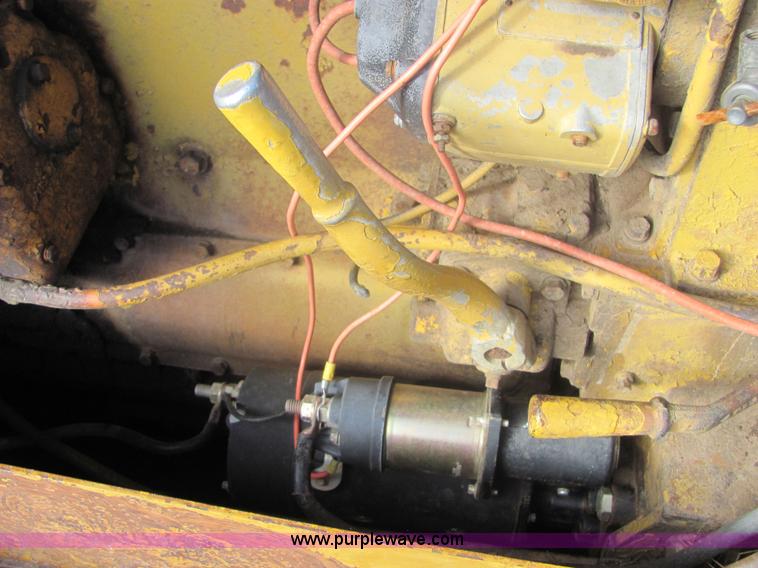 image for item 6668 Caterpillar D6 8U dozer