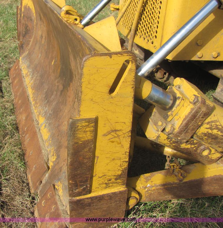 image for item 6669 1978 Caterpillar D5B dozer
