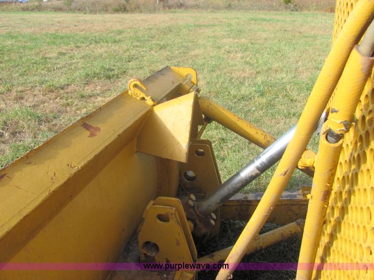 image for item 6669 1978 Caterpillar D5B dozer