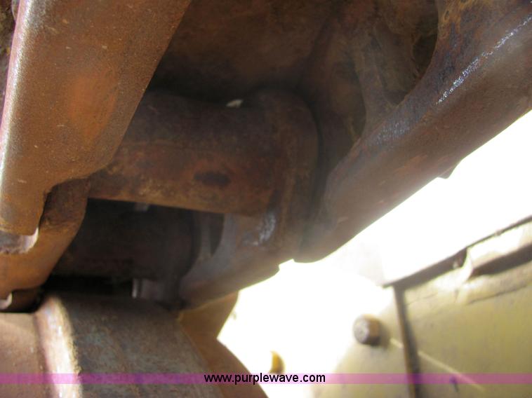 image for item 6669 1978 Caterpillar D5B dozer