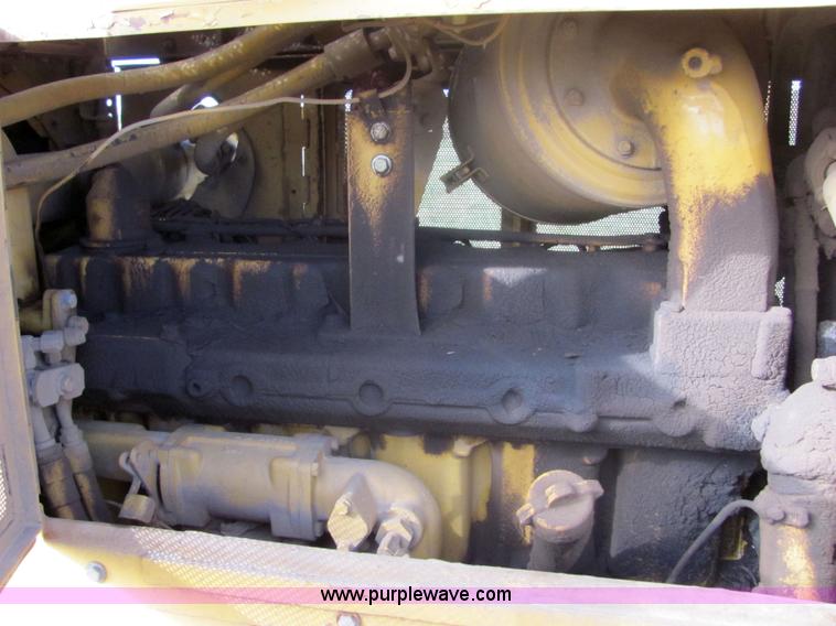 image for item 6669 1978 Caterpillar D5B dozer