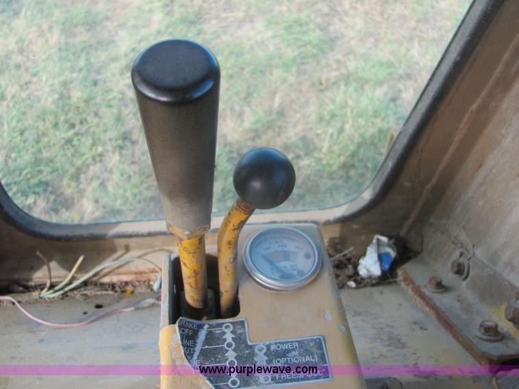 image for item 6669 1978 Caterpillar D5B dozer