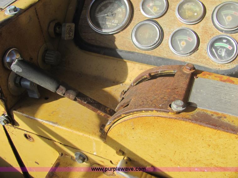 image for item 6670 1976 Caterpillar 613B elevating scraper