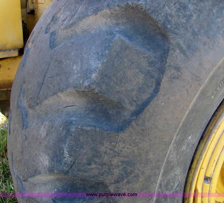 image for item 6670 1976 Caterpillar 613B elevating scraper