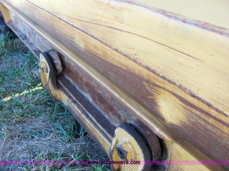 image for item 6670 1976 Caterpillar 613B elevating scraper